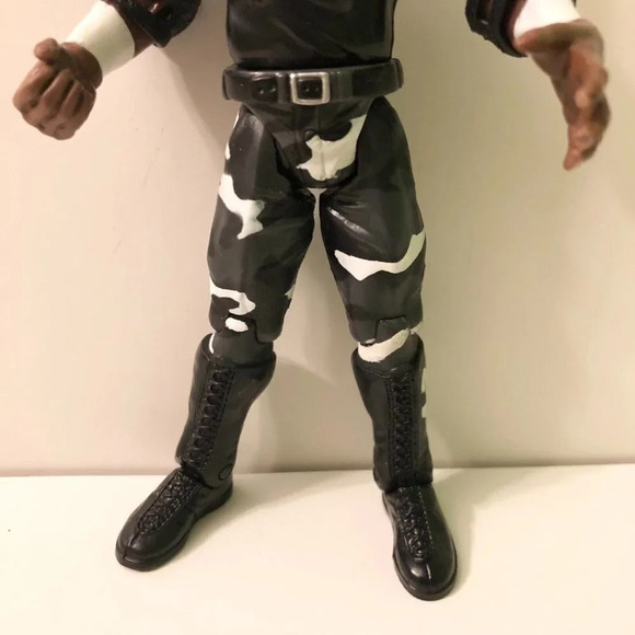 1999 D Von Dudley Jakks Pacific Titan Tron Live WWE Wrestling Figure - Picture 3 of 10